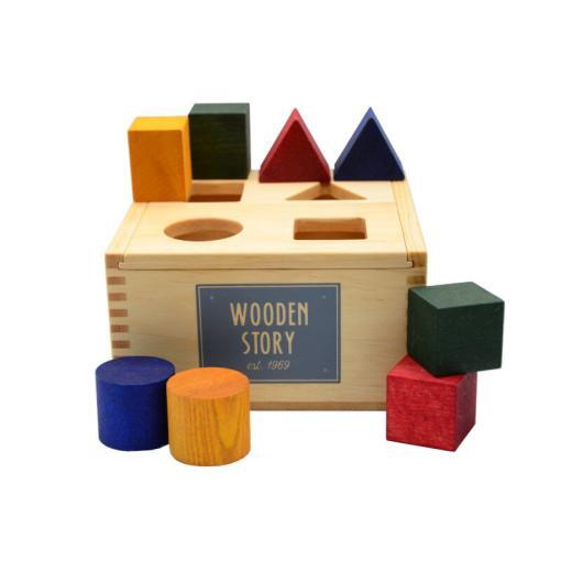 Wooden Story Sortierbox aus Holz mit bunten Formen